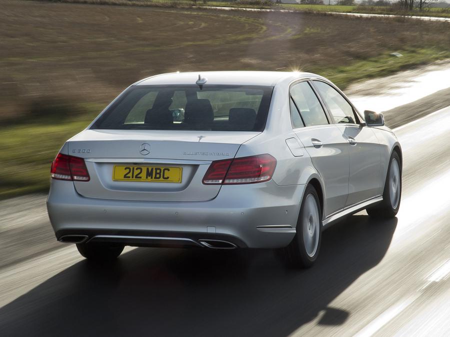  Mercedes-Benz E300 BlueTec Hybrid 2013 года  (UK) (фото 2 из 6)